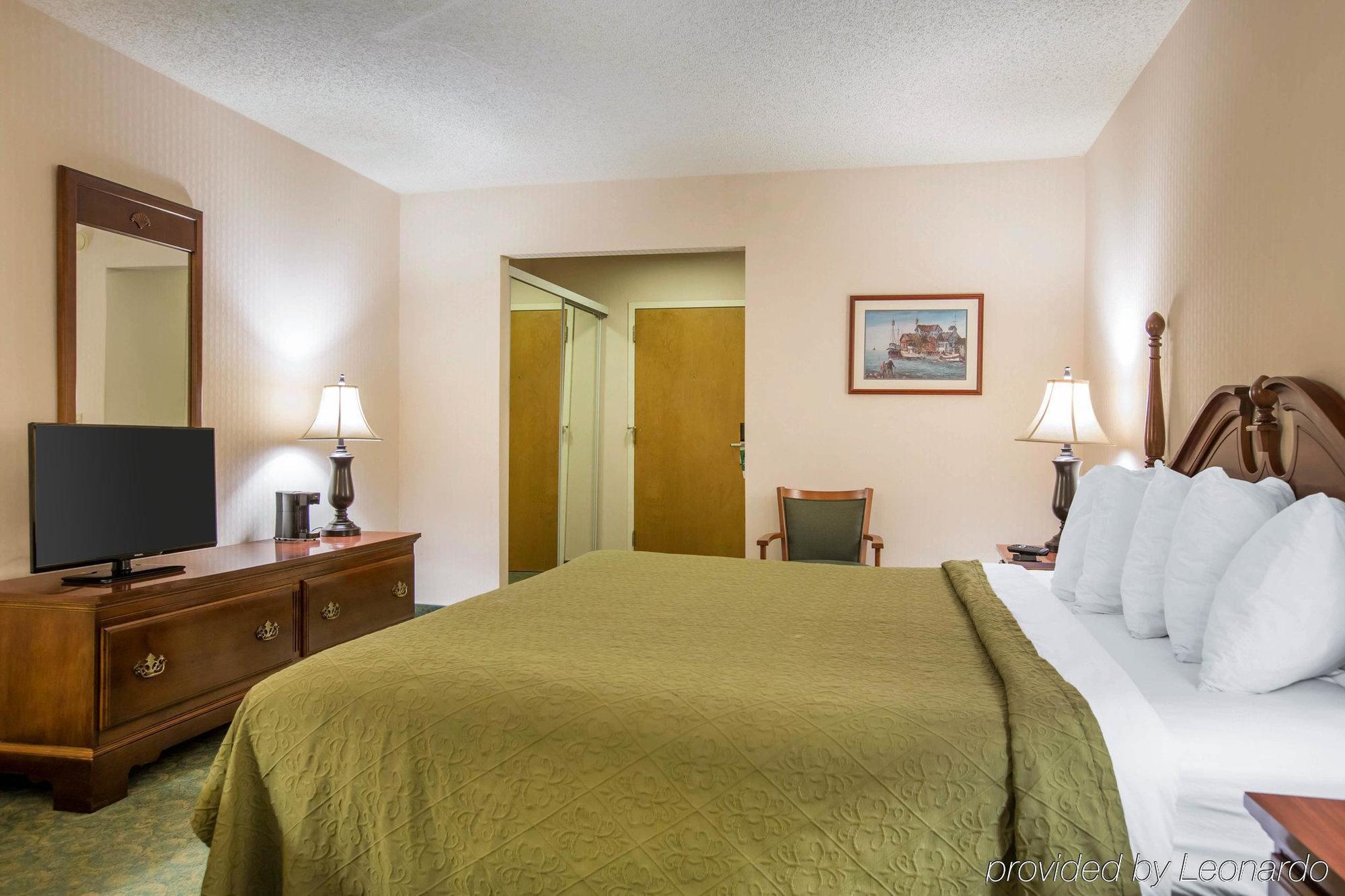 Hotel Ramada By Wyndham Arcata Exterior foto